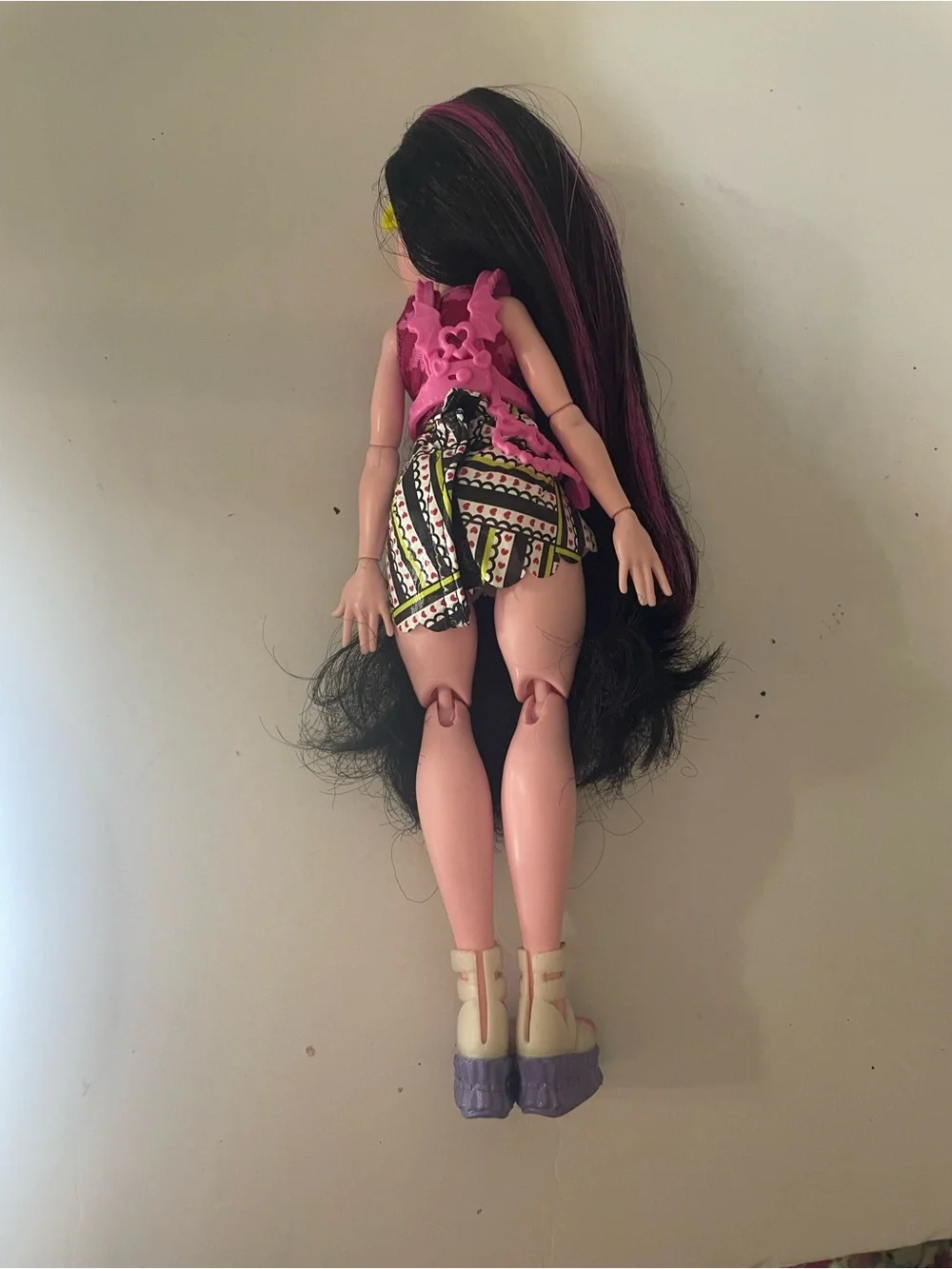 Monster High Doll Draculaura Skulltimate Secrets Neon Frights